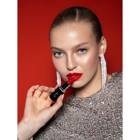 LIC Помада для губ Lipstick Muse collection (2 Katrin) 3,8 гр. 